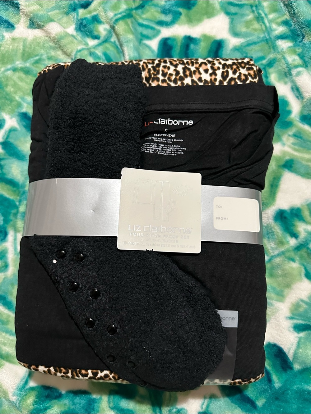 Liz Claiborne 4 Piece Pajama Set,S,NWT